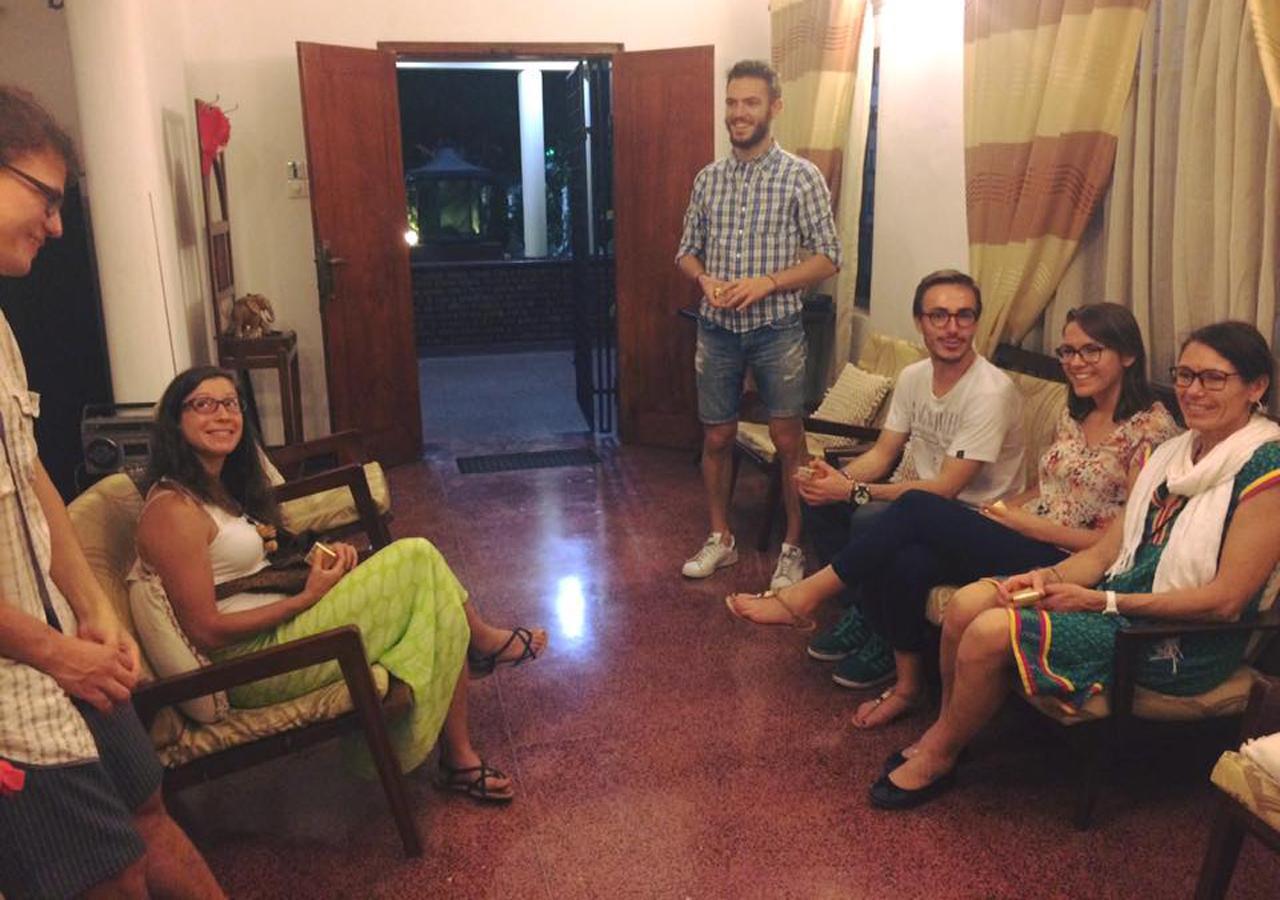 Colombo Lavinia Beach Hostel Dehiwala-Mount Lavinia Εξωτερικό φωτογραφία
